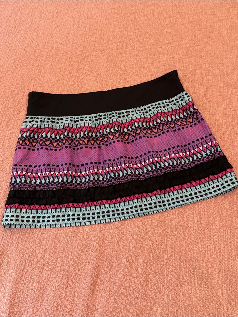 Smash! Spain large lined Mini Skirt W34L14.75”